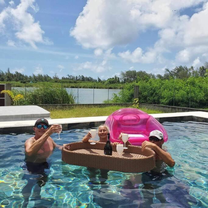 Bungalow Sweet Escape Fare Bagian luar foto