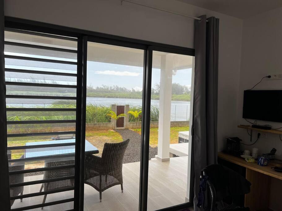 Bungalow Sweet Escape Fare Bagian luar foto